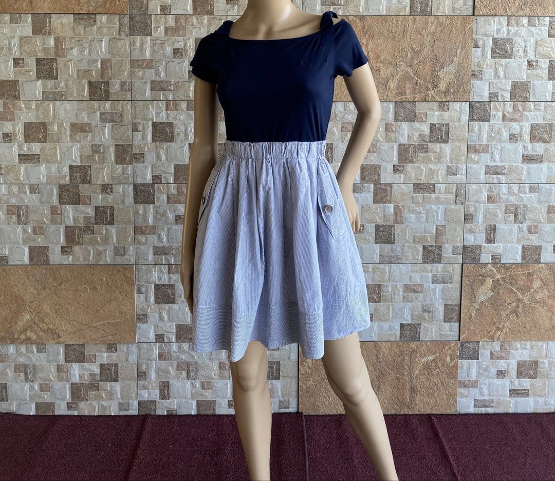 BURBERRY BLUE LABEL - DRESS (Category: Dresses) located in Bacolod City. Submitted by timelessbyjosh (Listing ID 1460640545, Image 1). Description: BEST FOR CASUAL & Y2K OUTFITS SIZE : 36 ACTUAL COLOR : NAVY BLUE , BLUE & WHITE COLOR RATE : 10 OUT OF 10 CONDITION : NEAR NEW MATERIAL : TOP: COTTON 100 % BOTTOM: COTTON 91 % & POLYESTER 9 % LINING: POLYESTER MADE IN : JAPAN FLAWS : NONE DIMENSIONS LENGTH - 31. 5 WIDTH ( ARMPIT TO ARMPIT )- 14. 5 WAI