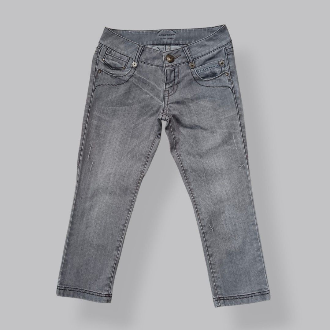 Burberry Blue Label Capri Denim Pants (Category: Luxury Apparel) located in Davao. Submitted by thriftbuddy (Listing ID 1460656181, Image 1). Description: size 28 length 30" excellent condition 9/10 colorate see photos for details still presentable to wear.