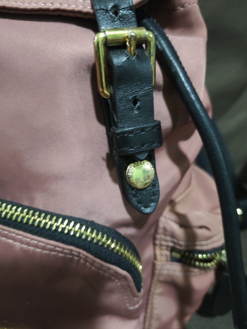 Burberry mini backpack (Category: Backpacks) located in Pili. Submitted by zaneombao03491 (Listing ID 1460649262, Image 3). Description: .