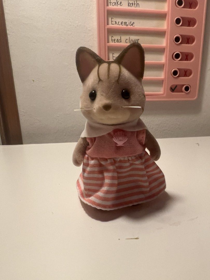 Calico Critter Cat (Category: Plushies & Soft Toys) located in Pasig City. Submitted by snoopeaa (Listing ID 1460665755, Image 3). Description: She feels and looks new, price is negotiable:) help me find her a new home! 💵: gcash 🚛: lalamove.