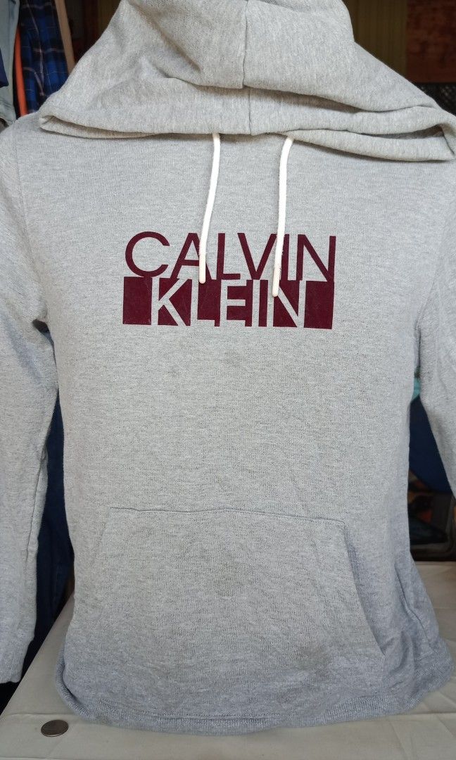 Calvin Klein (Category: Coats, Jackets and Outerwear) located in Manila. Submitted by luckytree_feebd2 (Listing ID 1460667095, Image 1). Description: Gray Color Size Medium up to Large Pure Cotton Soft fresh Cotton.