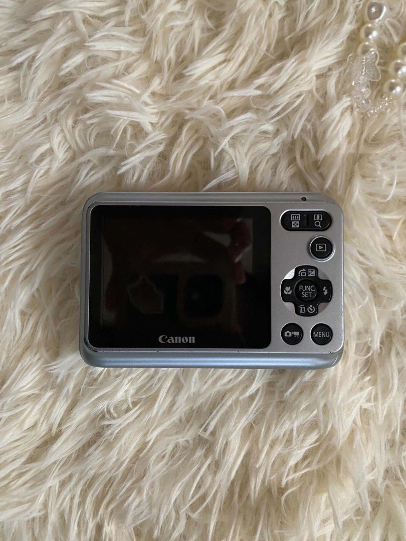 Canon PowerShot A800 10MP Digital Camera – Silver (Category: Cameras) located in Lubao. Submitted by julian_sampang (Listing ID 1460509624, Image 1). Description: READ BEFORE DM 💰 PRICE: ₱4,500 (fixed) 📍 MEET-UP: Pampanga Area INCLUSIONS: * Canon PowerShot A800 Digital Camera * 6 Batteries * Camera Bag * Charger CONDITION: * Overall good condition for its age * No visible signs of vignette, dust, or other issues in the lens. * Powers on properl