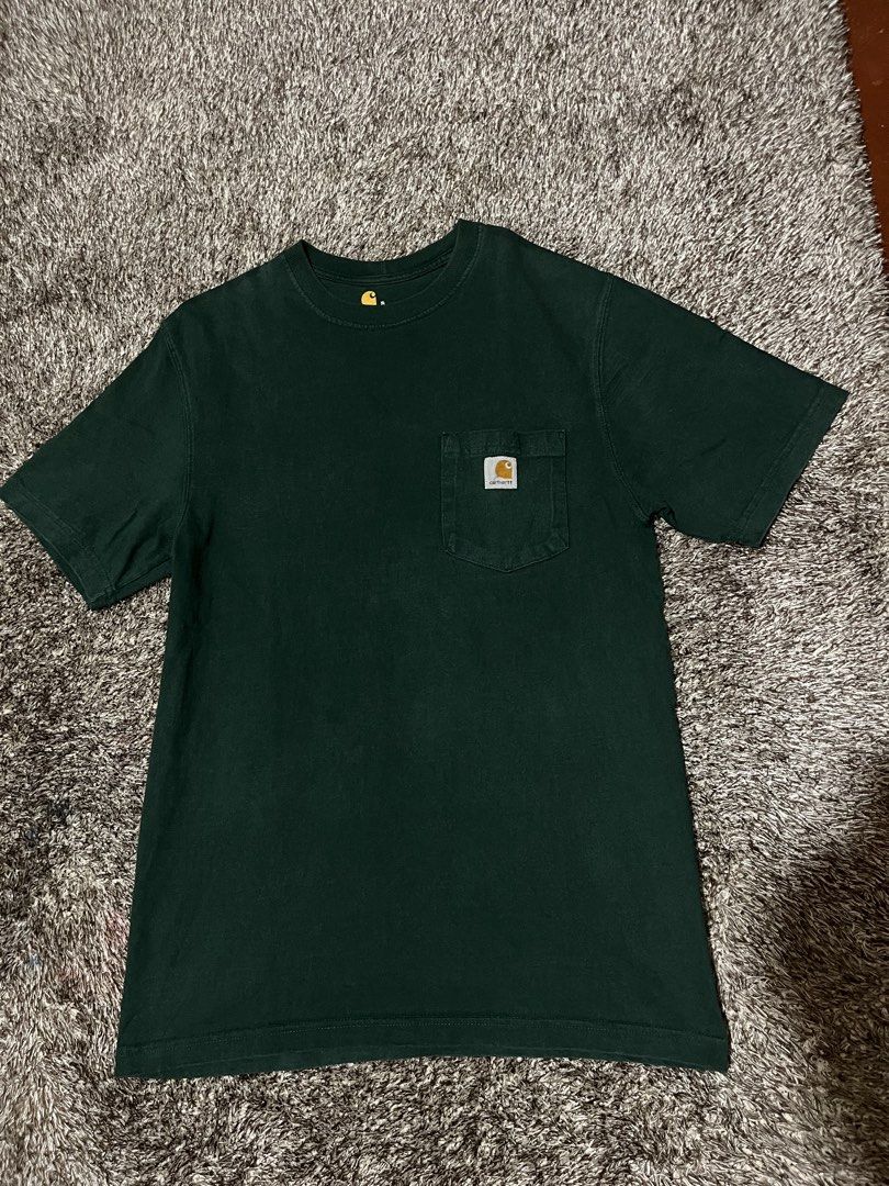 carhartt hunter green (Category: Activewear) located in Marawi City. Submitted by fixation_05 (Listing ID 1460630453, Image 1). Description: k87 hunter green excellent new pocket tee work wear shirt 21/28.