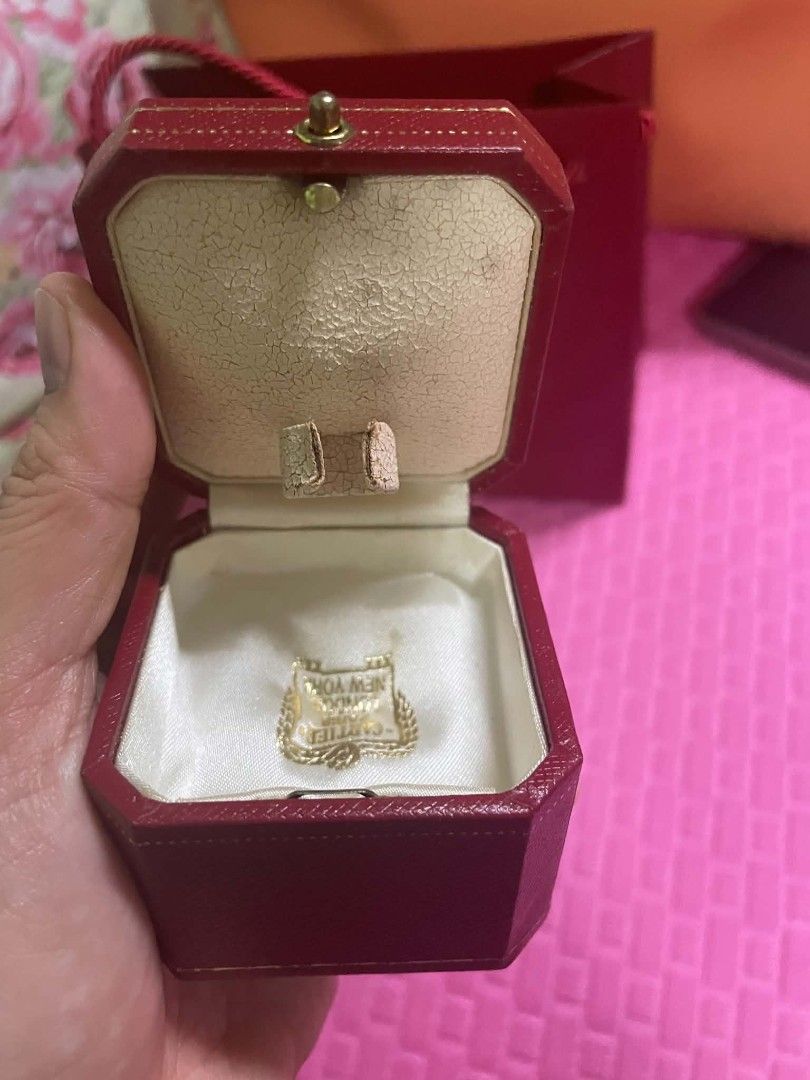 CARTIER RING BOX WITH PAPER BAG (Category: Luxury Accessories) located in Pasay City. Submitted by airaonlineshops (Listing ID 1460656266, Image 3). Description: Authentic ring box with paper bag location pasay.