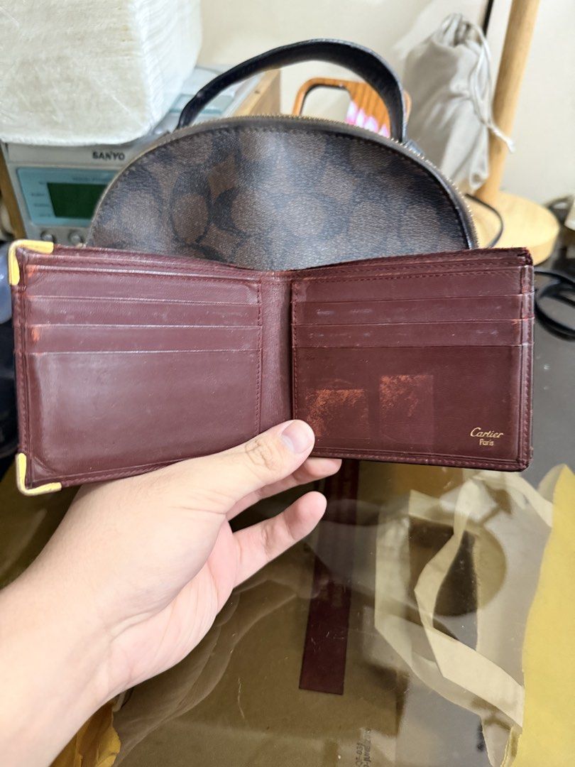 Cartier Wallet (Category: Luxury Bags & Wallets) located in Manila. Submitted by miguelitoguerrero (Listing ID 1460541038, Image 3). Description: Cartier Bifold Wallet QC PMPM NEGOTIABLE .