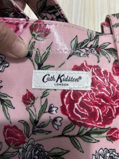 (Category: ) located in . Submitted by pinkisswear (Listing ID 1460693332, Image 1). Description: .