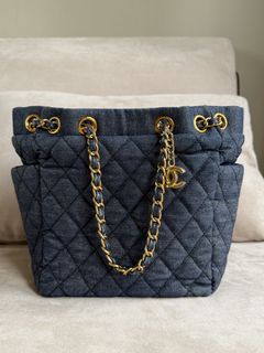 (Category: ) located in . Submitted by just2shopz (Listing ID 1460654990, Image 1). Description: .