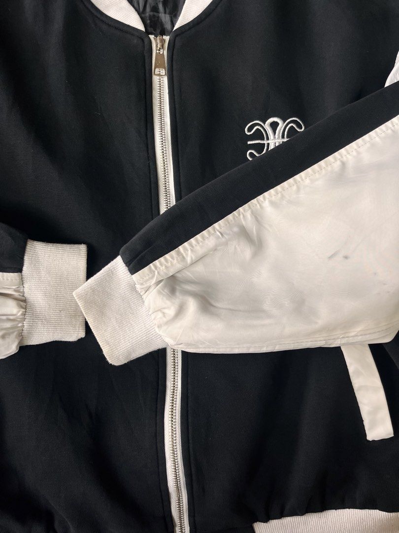 Celine (Category: Hoodies) located in Manila. Submitted by lardo.599 (Listing ID 1460617598, Image 3). Description: Excellen condition Issue washable yellow stain and black 10/10 color rate Dimes 25x26 No tags declare off.
