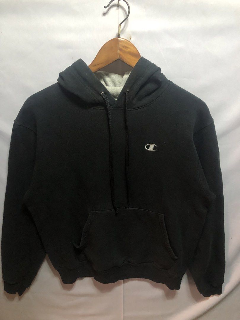Champion Hoodie (Category: Hoodies) located in Cagayan de Oro. Submitted by kennymiiiiii (Listing ID 1460517260, Image 1). Description: 21*26 Need wash No issue Color rate: 9/10 C16 Feel free to drop some offer .