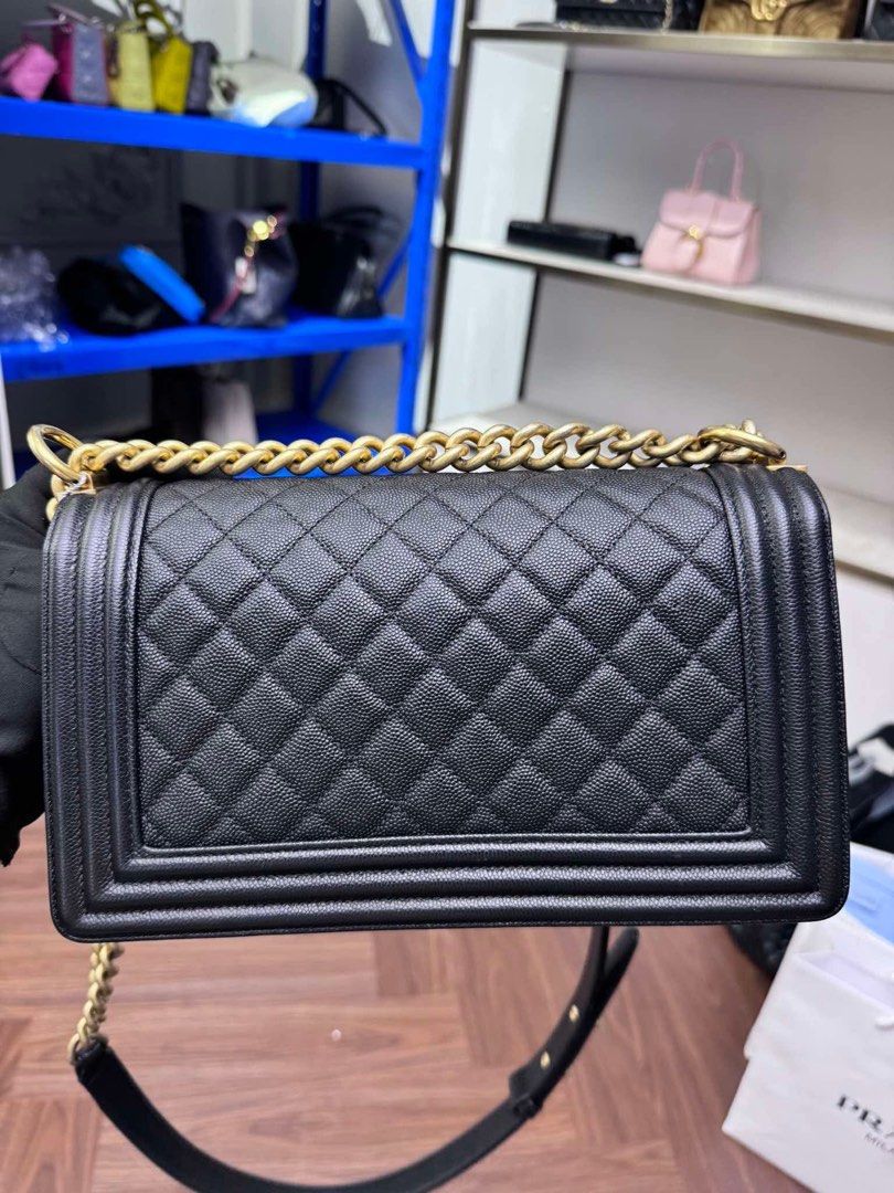 Chanel Le Boy old medium (Category: Luxury Bags & Wallets) located in Taytay. Submitted by yourhighnessbea (Listing ID 1460654682, Image 2). Description: No authenticity card With Legit grails CERT Series 29 Holo intact.