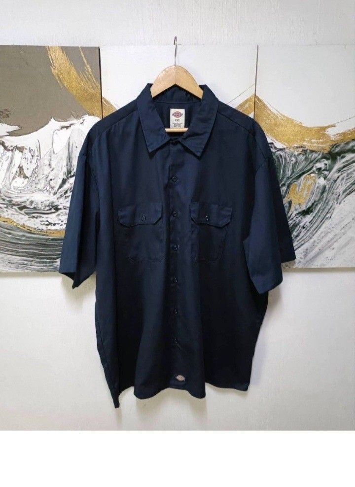 Check out 'AUTHENTIC DICKIES', available at PHP 499 (Category: Activewear) located in Manila. Submitted by mikahelmen14622 (Listing ID 1460680088, Image 2). Description: Check out 'AUTHENTIC DICKIES', available at PHP 499 on armpit 22 Lenght 32 fittings is 2XL excellent condition issues 0. massage me if you have any questions sizing 😉 we do shipping nation wide I'm also open for video call so that you can see the item you're interested to buy a 