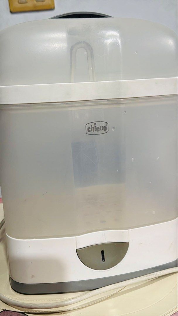 Chicco Bottle Sterilizer (Category: Breastfeeding & Bottle Feeding) located in Valenzuela. Submitted by eiram91 (Listing ID 1460548924, Image 3). Description: - Chicco Electric Steam Sterilizer - Keeps bottles, nipples, and pacifiers clean - Simple operation: add water, press button - Sterilizes quickly in minutes - Ideal for busy parents - Promotes baby's health.