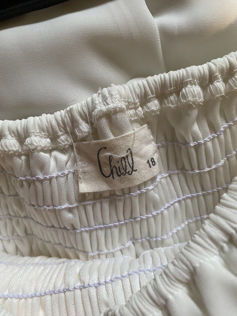 Chill by Xara Dress (Category: Dresses) located in Guagua. Submitted by tinni.mendi19 (Listing ID 1460601274, Image 2). Description: Chill by Xara Long and stretchy white dress lovely sunday church dress! Size: US 6 (M) Length: below the knee In good condition Bought in the Philippines RFS: not my style Preferably Gcash payment and J&T delivery.