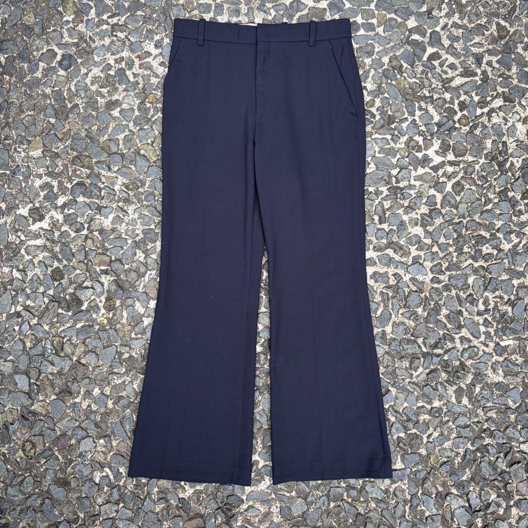 Chloe Abyss Blue Flared Pants (Category: Other Bottoms) located in Manila. Submitted by stablesource (Listing ID 1460680495, Image 1). Description: Chloe Abyss Blue Flared Pants Size 36 Dimension: 29 Waist 37.5 Full Length 9 Leg Opening Excellent Kindly Check All Details Before Purchase🤝.