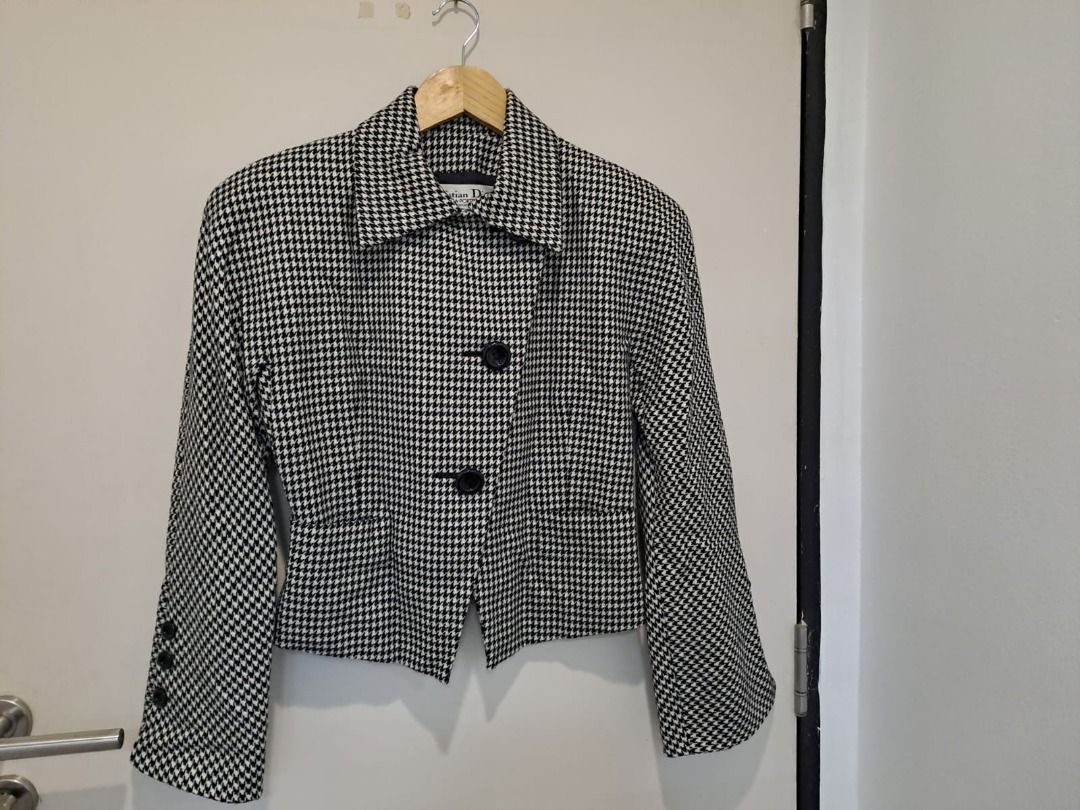 Christian Dior tweed blazer (Category: Coats, Jackets and Outerwear) located in Mandaluyong City. Submitted by epicowl-c93c (Listing ID 1460536500, Image 2). Description: This item is an authentic vintage Christian Dior Prêt-à-Porter houndstooth coat/blazer, featuring a classic black-and-white patterned weave.Label Details & AuthenticityThe internal label reads "Christian Dior PRÊT-A-PORTER MODELE EXPORTATION", with a secondary size tag below it 