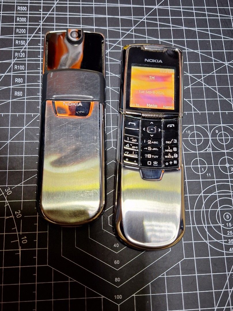 Classic Nokia 8800 Bundle (Category: Early Generation Mobile Phones) located in Manila. Submitted by chingantigo (Listing ID 1460685746, Image 1). Description: Bundle Classic Nokia 8800 Please take your time to read the full description carefully before purchasing. Buy only when you’re fully satisfied and confident with your decision. A truly rare and hard to find nostalgic phone, making it a remarkable piece for serious collectors and enthusiast