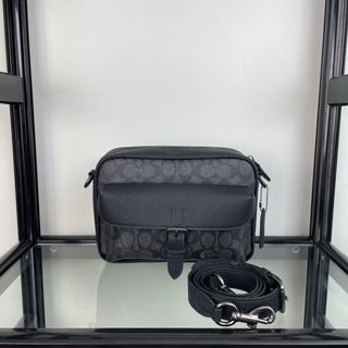 (Category: ) located in . Submitted by sellora_fashion (Listing ID 1460561969, Image 1). Description: .