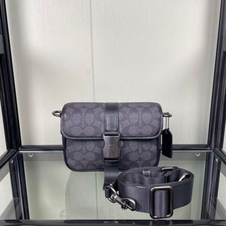 (Category: ) located in . Submitted by sellora_fashion (Listing ID 1460562868, Image 1). Description: .