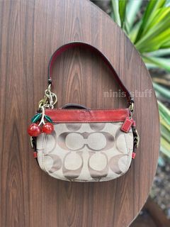 (Kategori: ) berada di . Dikirim oleh ninis_stuff_02 (ID iklan 1460656173, Gambar 1). Deskripsi: .