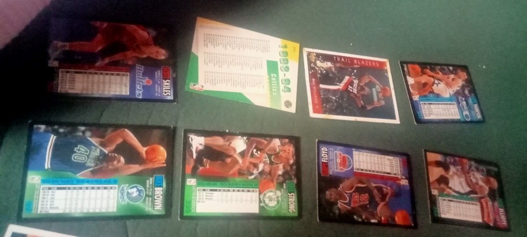 Collectible cards (Category: Raw Singles) located in Paranaque City. Submitted by dimaguilaa94969 (Listing ID 1460548473, Image 2). Description: pm if int .
