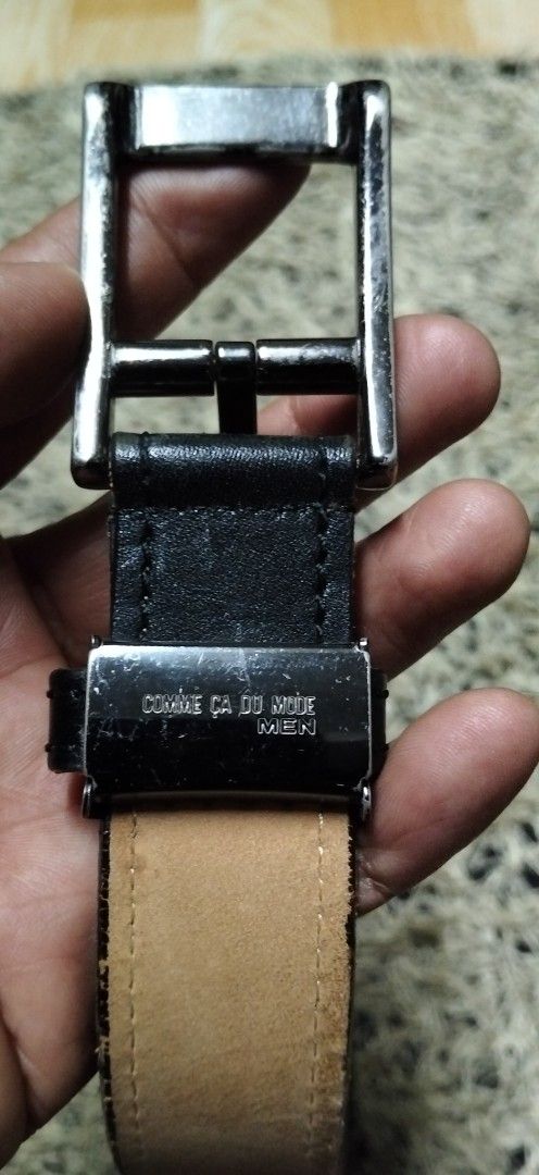 Comme ca du Mode Men pure solid genuine Black Leather Belt (Category: Belts) located in Paranaque City. Submitted by michael-08 (Listing ID 1460579679, Image 3). Description: - Brand: Comme ca du Mode Men unisex - Color: Black - Material: Genuine Leather (inside) - Design: Classic buckle - Ideal for: Everyday wear PURE GENUINE BLACK LEATHER WALA PO ISSUE GOOD COBDITION MAKAPAL PO ANG SMOOTH LEATHER NYA .BODY WAISTLINE FITTED 31 TO 35 MAXIMUM LENG