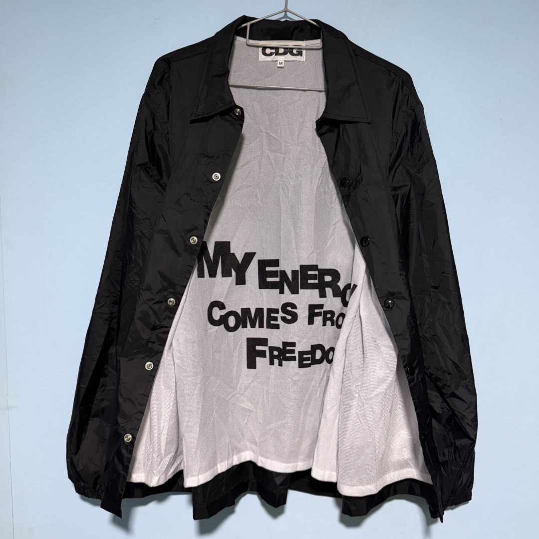 COMME DES GARCONS COACH JACKET (Category: Coats, Jackets and Outerwear) located in Cagayan de Oro. Submitted by kent_ogals (Listing ID 1460655709, Image 3). Description: COMME DES GARCONS COACH JACKET SIZE MEDIUM DIMENSION 23.5x28 VERYGOOD - EXCELLENT CONDITION ISSUE: SEE LAST PIC (Slight hairline in print due to fold) .