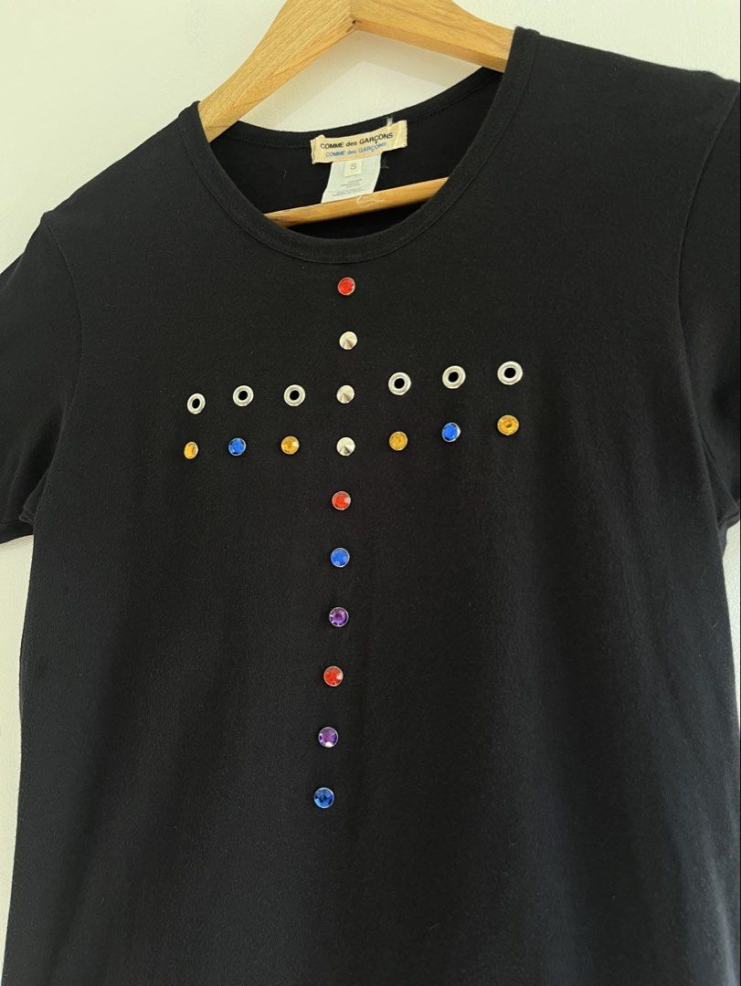 Comme Des Garcons Studded Cross Bead Shirt (Category: Shirts) located in Dasmarinas. Submitted by bandananowheree (Listing ID 1460525824, Image 2). Description: Authentic Sz Small No flaws .
