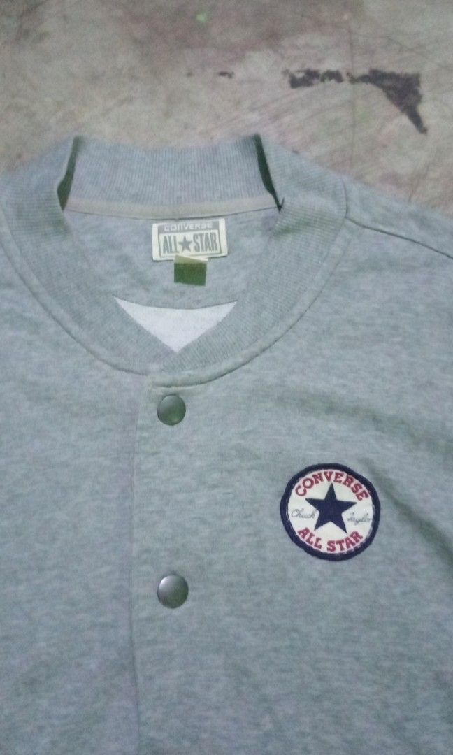 Converse Varsity sweater (Category: Coats, Jackets and Outerwear) located in Manila. Submitted by mojonarchives (Listing ID 1460543824, Image 3). Description: Converse+Varsity+sweater+ Size:+Large+ Dimes:+W21xL28+ Sleeves:+26.5+inches+ Condition+excellent+Like+New Colorate+9.5/10 Issue:2 dot bleach stain very small Unnoticeable Delivery+Jnt+Express+🚀+ MOP+Gcash+📬+ Delivery Every Saturday 🙏❤️.