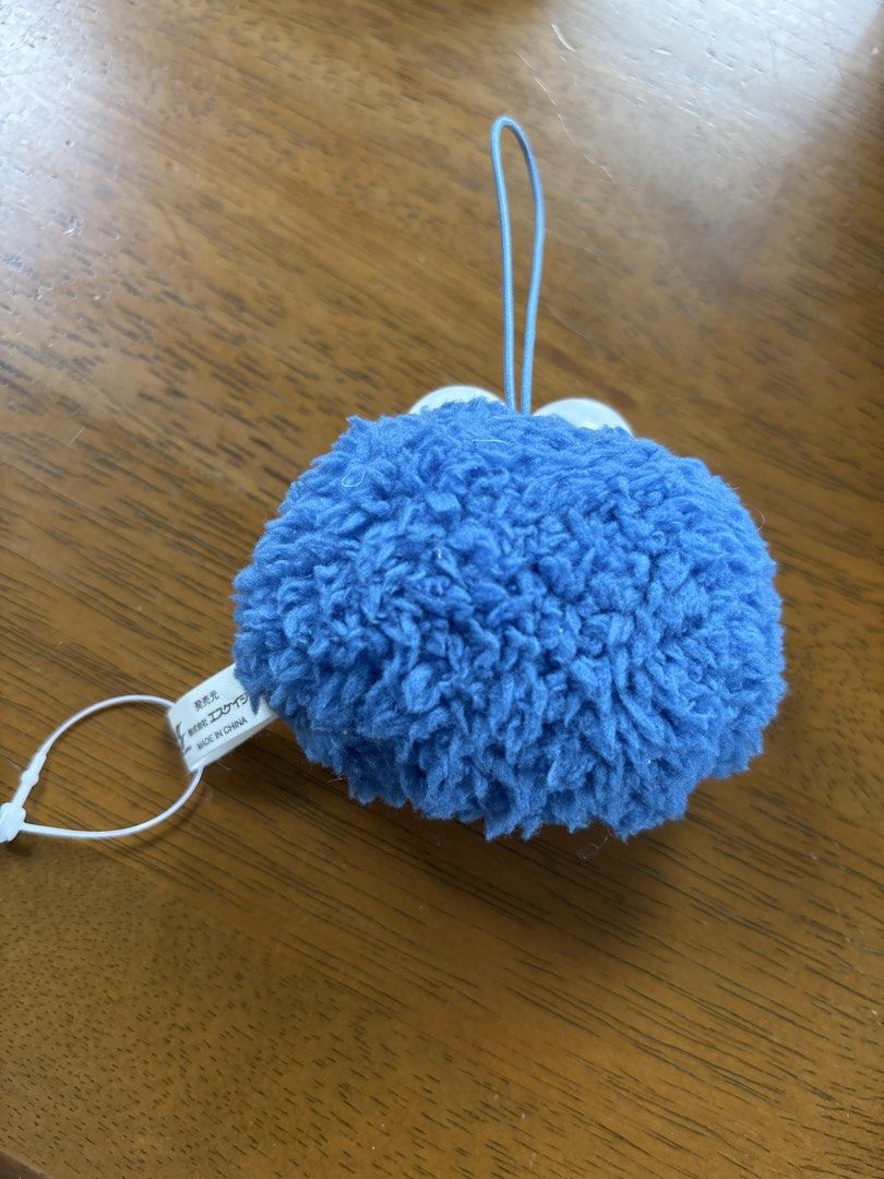 Cookie Monster Head charm (Category: Other Stationery & Craft) located in Calamba. Submitted by cur8d (Listing ID 1460562059, Image 2). Description: .