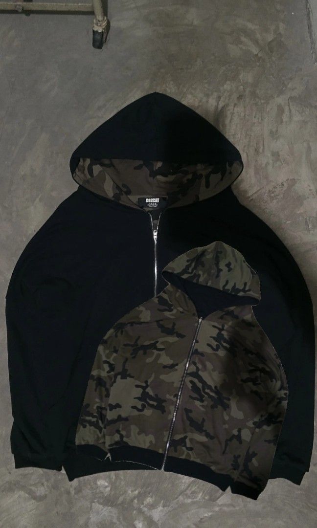 Cozcat reversible hoodie (Category: Coats, Jackets and Outerwear) located in Manila. Submitted by kian_andrei (Listing ID 1460621753, Image 1). Description: Size: Small to Large.
