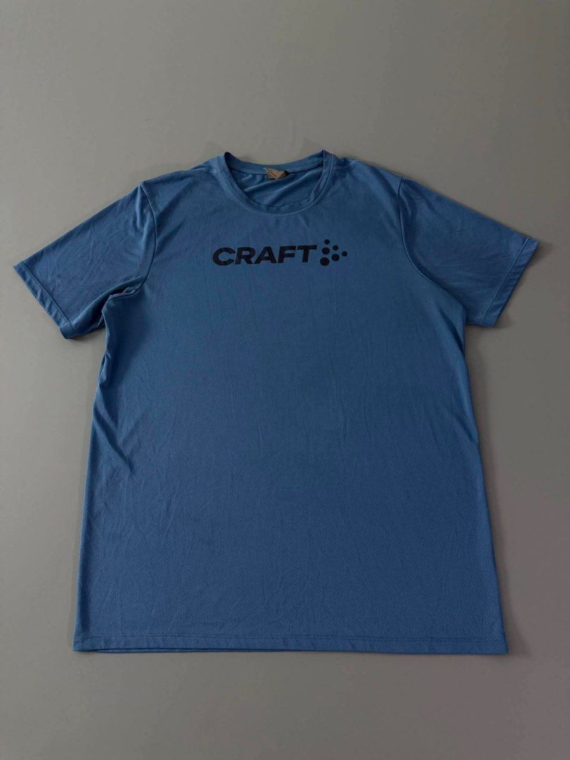 CRAFT (Category: Activewear) located in Guagua. Submitted by sweetboyy (Listing ID 1460523732, Image 1). Description: CRAFT EXCELLENT CONDITION / NO ISSUE SIZE XLARGE ON TAG / DIMES L30 W24.