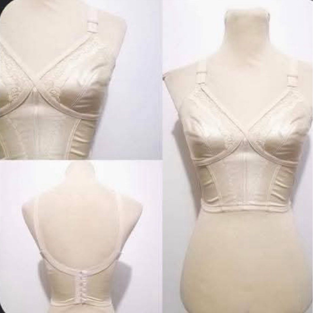 Cream Lace corset bustier top (Category: Others Tops) located in Manila. Submitted by prelovedby_lou (Listing ID 1460159674, Image 1). Description: Fits xs-s.