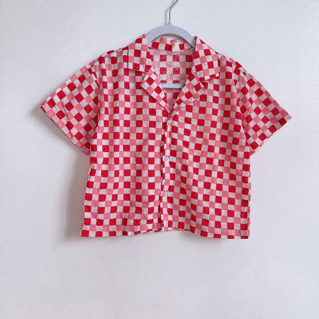 Cute Kids Shirt (Category: Babies & Kids Fashion) located in Manila. Submitted by withlovesam (Listing ID 1460620248, Image 1). Description: fits 3-4 y/o.