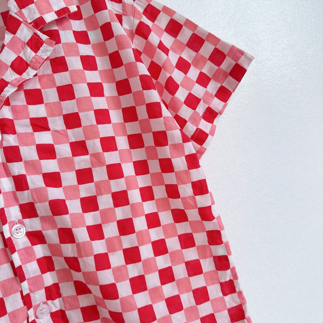 Cute Kids Shirt (Category: Babies & Kids Fashion) located in Manila. Submitted by withlovesam (Listing ID 1460620248, Image 2). Description: fits 3-4 y/o.