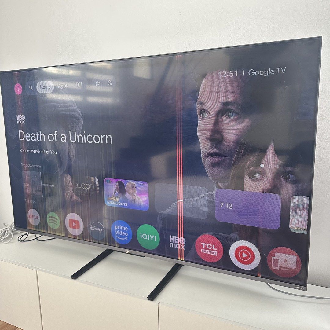 Defective 48inches TCL smart TV (Category: TV) located in Bulacan. Submitted by itemsbyjj (Listing ID 1460544265, Image 2). Description: Pinarepair Sept 9 kaya bumukas pero may red line na, nag black out Sept 8. Di magawa nung repair man.