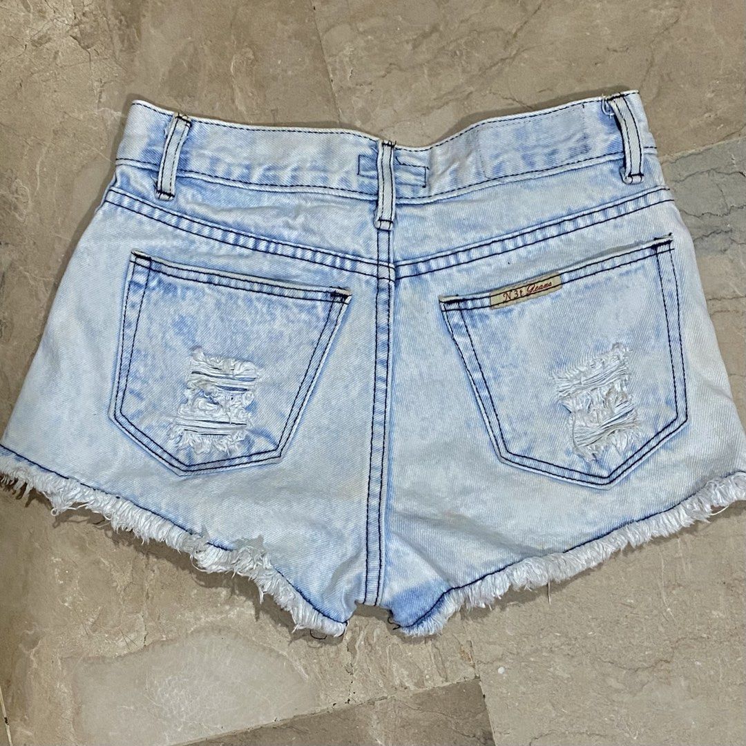 🔥Denim Shorts - Size: 26 (Category: Shorts) located in Cebu City. Submitted by kantocloset_ubec (Listing ID 1460558289, Image 2). Description: - Denim shorts with front & back pockets - Mid-waist shorts - Slightly used only. No flaws. Working zipper & button - Actual item shown.