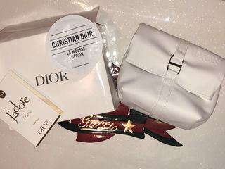 （分類：）位於 。 由 mayfair.always 提交（商品編號 1460684499，圖片 1）。簡介： 。