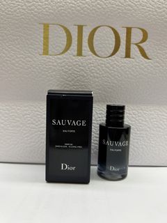 （分類：）位於 。 由 dior2024 提交（商品編號 1460680139，圖片 1）。簡介： 。