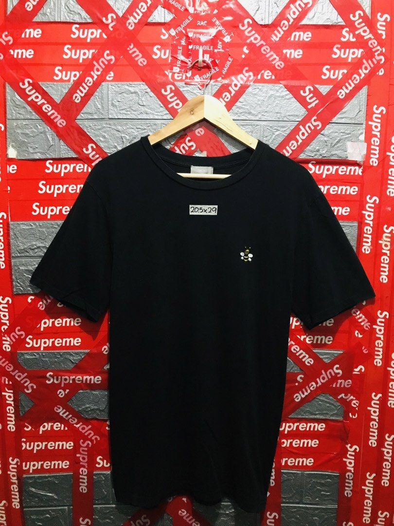 Dior x Kaws (Category: Luxury Apparel) located in Pozorrubio. Submitted by ghettogoods (Listing ID 1460713451, Image 1). Description: .