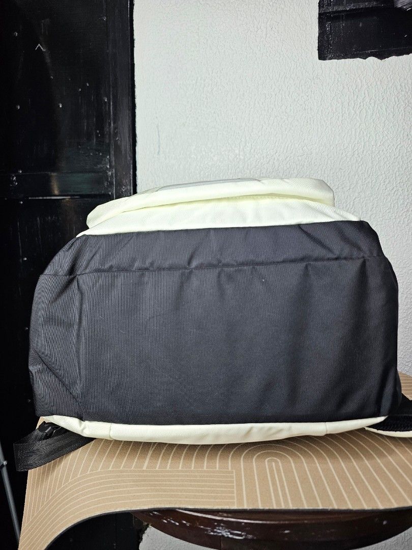 Discovery Expedition LiKE-SHIFT Backpack (Category: Luxury Bags & Wallets) located in Baguio. Submitted by kayeonlineshop (Listing ID 1460573465, Image 2). Description: Discovery Expedition LiKE-SHIFT Backpack in an off-white/cream colorway. Measurements L-49cm W-40cm.