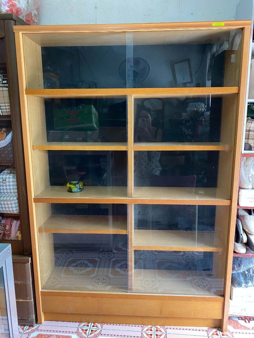 Displayer (Category: Shelves, Cabinets & Racks) located in Cavite. Submitted by needful_things01 (Listing ID 1460711819, Image 1). Description: Japan Quality.