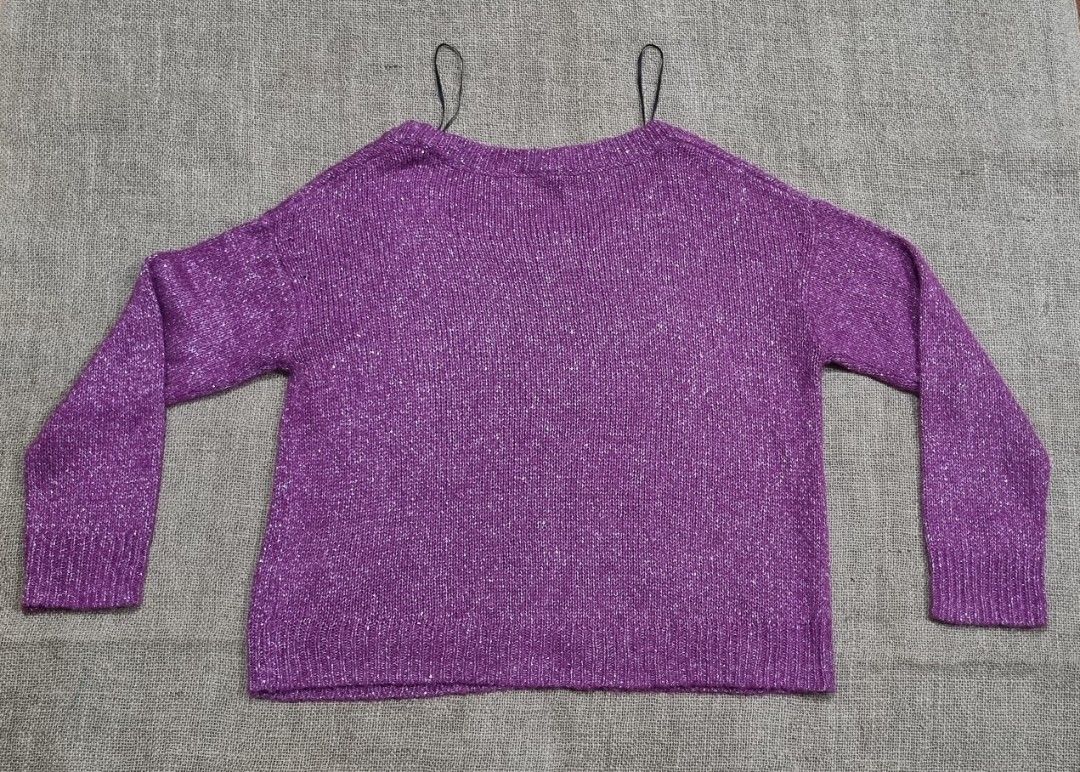 Divided by H&M knitted pullover (Category: Coats, Jackets and Outerwear) located in San Jose del Monte. Submitted by angelsnest (Listing ID 1460531709, Image 2). Description: Padala from Japan S on tag but fits best M-L 24W x 24L rfs: too tight on me, i want a little loose fitting Gcash, Maya, Bank transfer.
