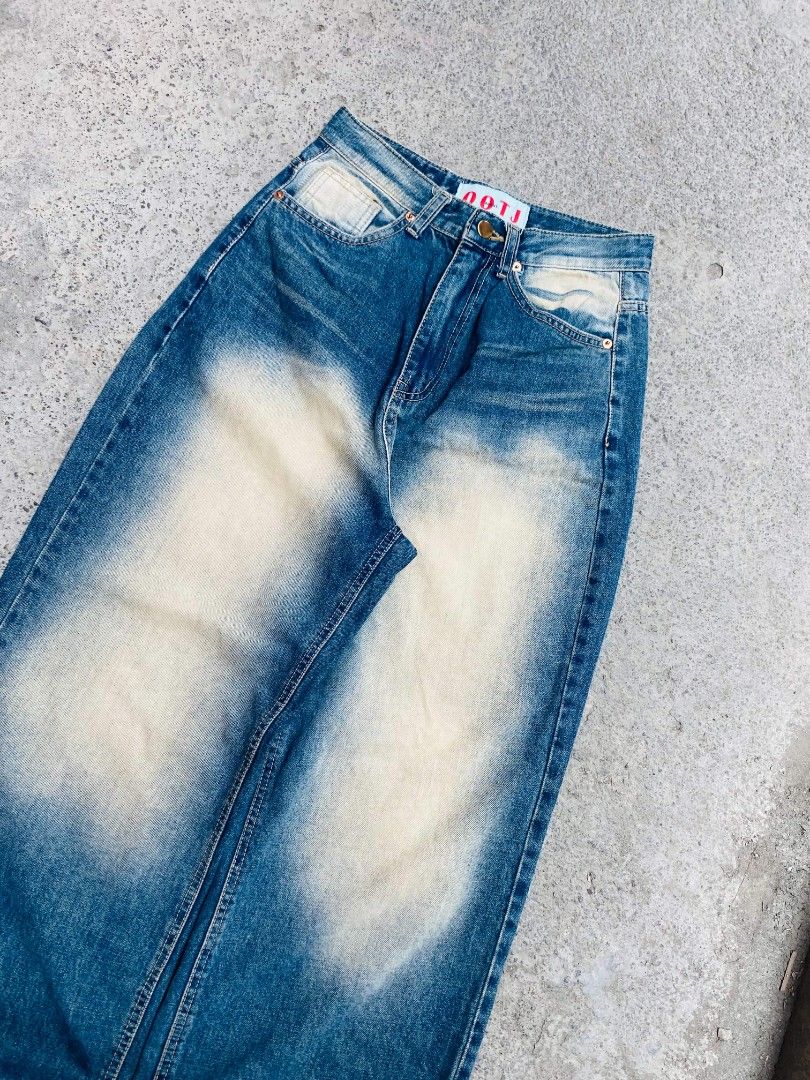 DOLL UP Distressed Wide Leg Jeans (Category: Jeans) located in General Santos City (Dadiangas). Submitted by ginn.ze (Listing ID 1460562080, Image 1). Description: - Brand: DOLL UP - Style: Distressed Wide Leg Jeans - Feature: Unique bleach wash effect - Fit: Wide leg, on-trend - Occasion: Casual wear - Styling tip: Pair with crop top or oversized tee - Condition: Ready for a new home.