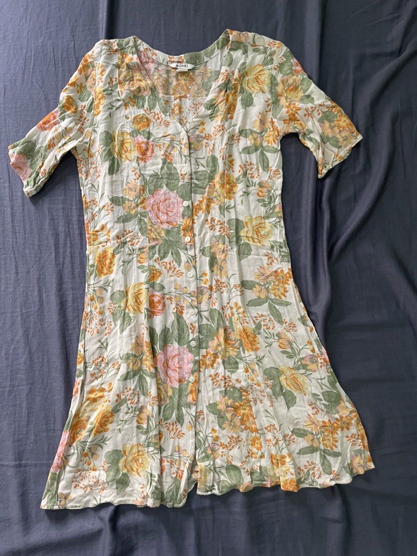 Dresses (Category: Dresses) located in Naga. Submitted by michslcd (Listing ID 1460525285, Image 3). Description: ₱200 each 1) Old Navy Dress (M) 3) Monki Floral Dress (S) *thrifted, unused just washed 5) H&M - Divided Halter Dress (XS) *unused just washed 7) Ardene Ribbed Dress (S) 9) H&M Midi Ribbed Dress (S) *unused just washed .