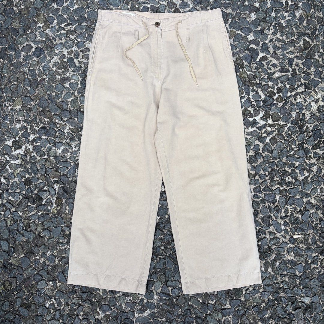 Dries Van Noten Linen Wide Pants (Category: Chinos) located in Manila. Submitted by stablesource (Listing ID 1460680286, Image 1). Description: Dries Van Noten Linen Wide Pants Size 38 Dimension: 34 Waist 37.5 Full Length 11 Leg Opening Needwash Kindly Check All Details Before Purchase🤝.