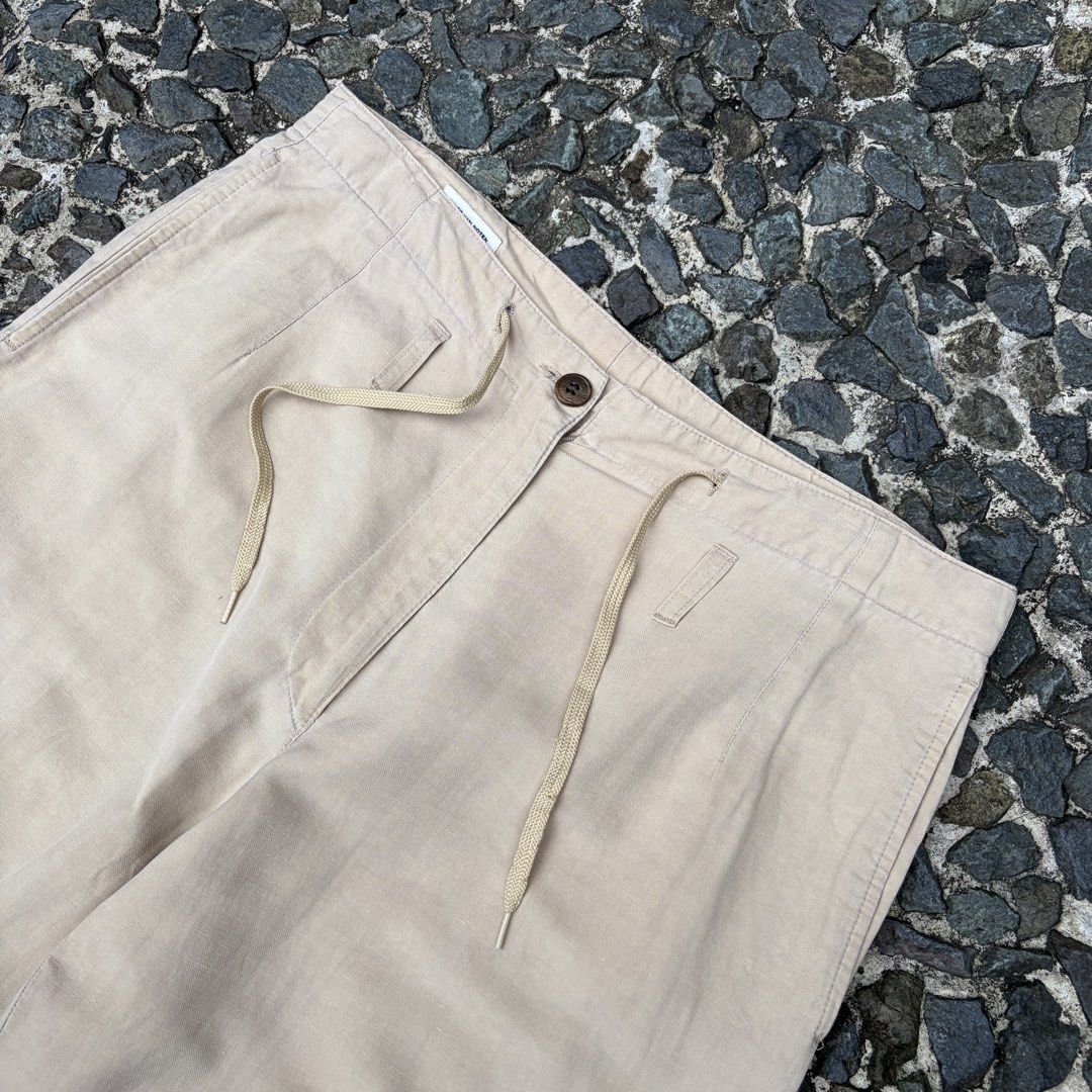 Dries Van Noten Linen Wide Pants (Category: Chinos) located in Manila. Submitted by stablesource (Listing ID 1460680286, Image 2). Description: Dries Van Noten Linen Wide Pants Size 38 Dimension: 34 Waist 37.5 Full Length 11 Leg Opening Needwash Kindly Check All Details Before Purchase🤝.