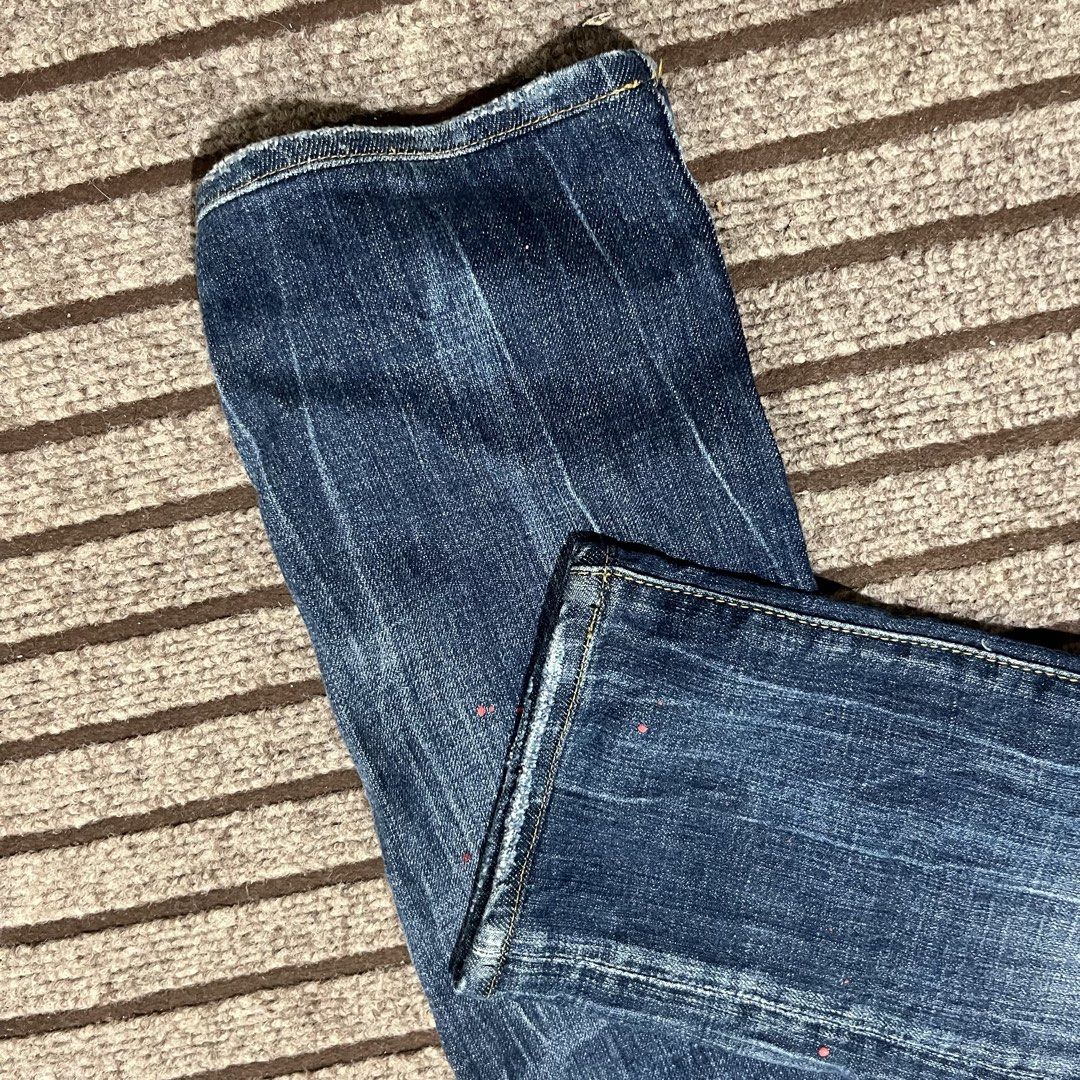 DSQUARED PANTS (Category: Jeans) located in Buenavista. Submitted by lvinboi (Listing ID 1460562439, Image 3). Description: Waist: 32 Length: 34 Leghole: 6 Excellent condition 9.510 cr No major flaws.