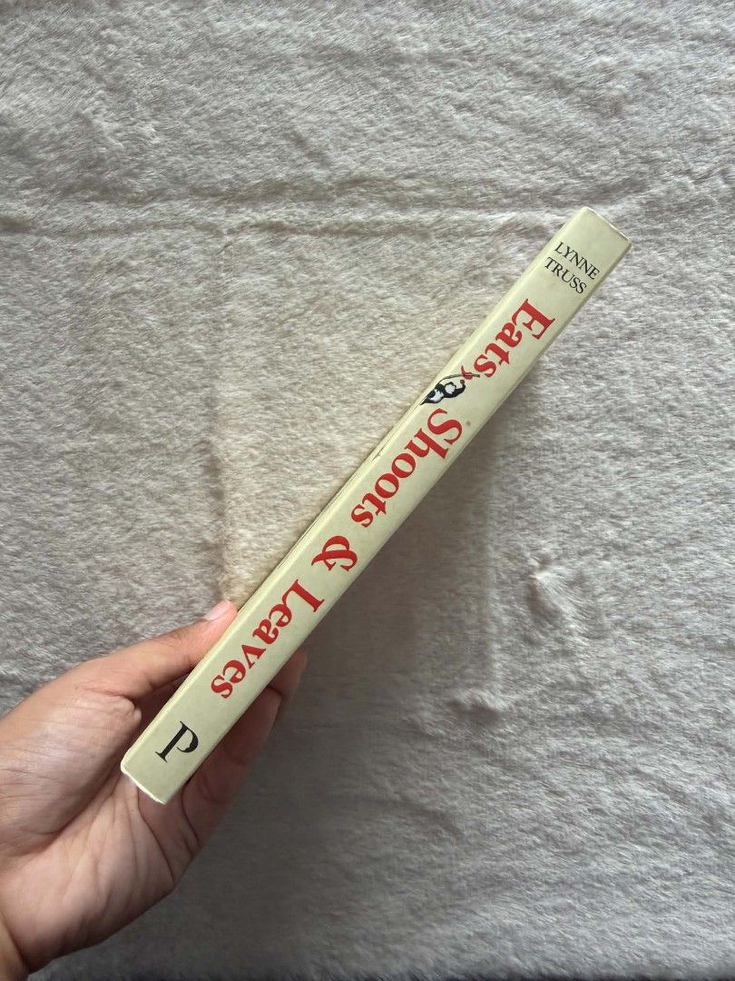Eats Shoots & Leaves - Lynne Truss (Category: Storybooks) located in Santiago. Submitted by bookworm_club (Listing ID 1460577963, Image 2). Description: 📚no cancellation, return or exchange. 📚secondhand books. some books are in good condition while some has minimal flaws (foxing, creases, dog-eared pages, etc.) 📚reasonable haggling is allowed. 💰MOP: For same day pickup - CASH & BANK TRANSFER For shipping or scheduled pickup - BANK TRANSFER 🚚