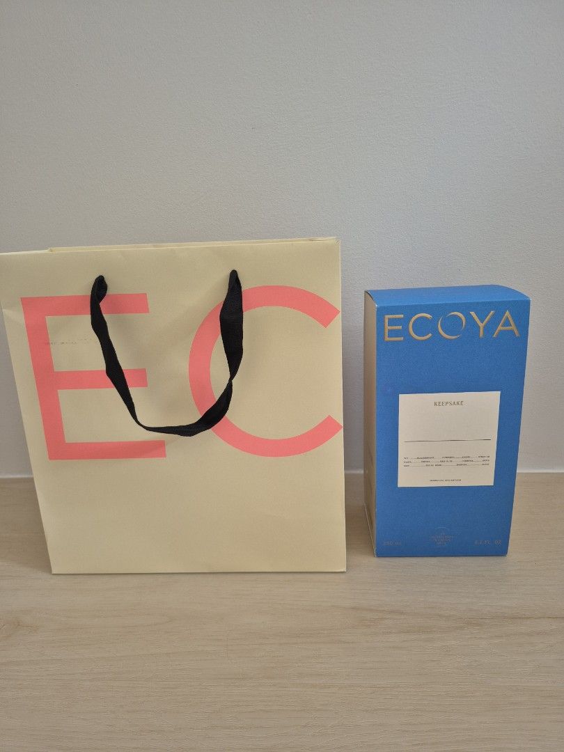 Ecoya Keepsake Diffuser (Category: Fragrance & Deodorants) located in Singapore. Submitted by florence55 (Listing ID 1460543773, Image 1). Description: New with carrier - Takashimaya selling $128.