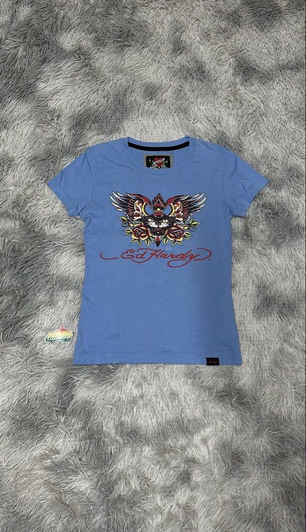 Ed h*rdy tee (Category: Shirts) located in Manila. Submitted by paulovenegaskalakal2020 (Listing ID 1460563085, Image 1). Description: For sale! Kalakal. Ed h*rdy WOMENS Modern Small- 14 width x 21.5 length inches Minimal dirt Need wash Good as new MINE 899 +sf.